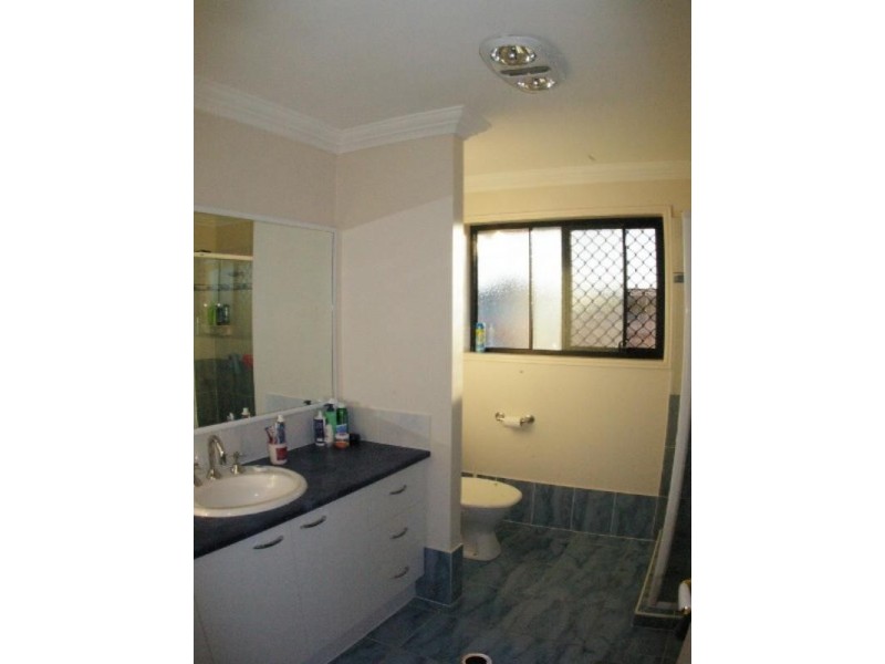 12 Gale Street, Redcliffe QLD 4020