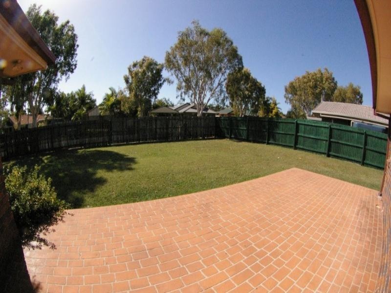 5 Walton Crescent, Murrumba Downs QLD 4503
