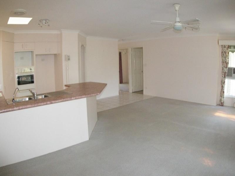 1/21 Winch Court, Banksia Beach QLD 4507