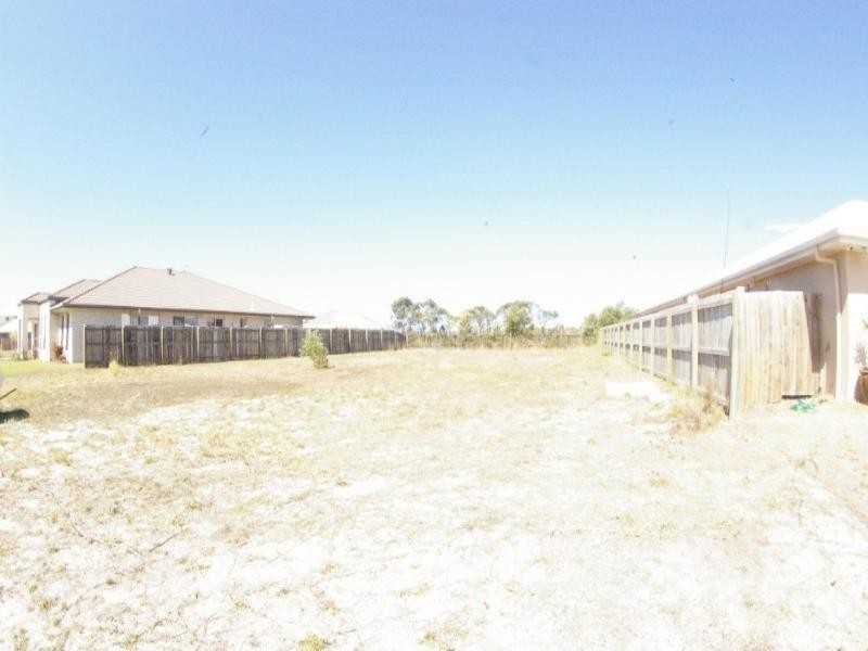 67 Sandheath Place, Ningi QLD 4511