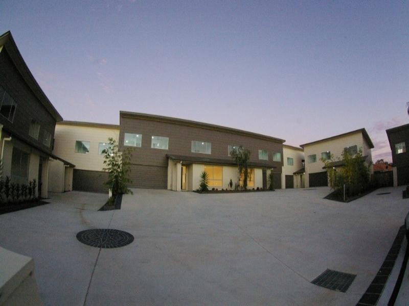 3/17 Lady Bowen Parade, Rothwell QLD 4022