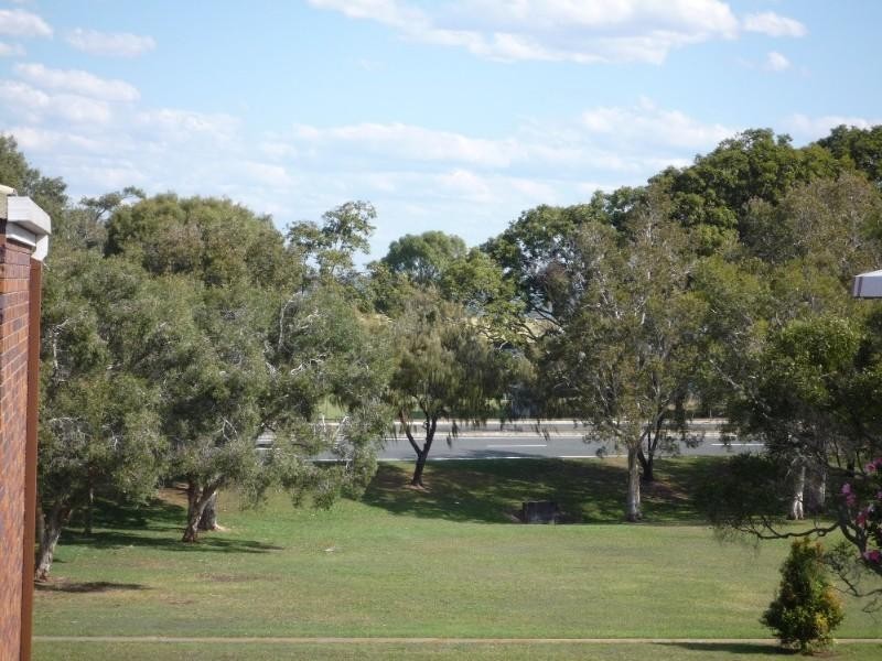 15/2A View Street, Woody Point QLD 4019