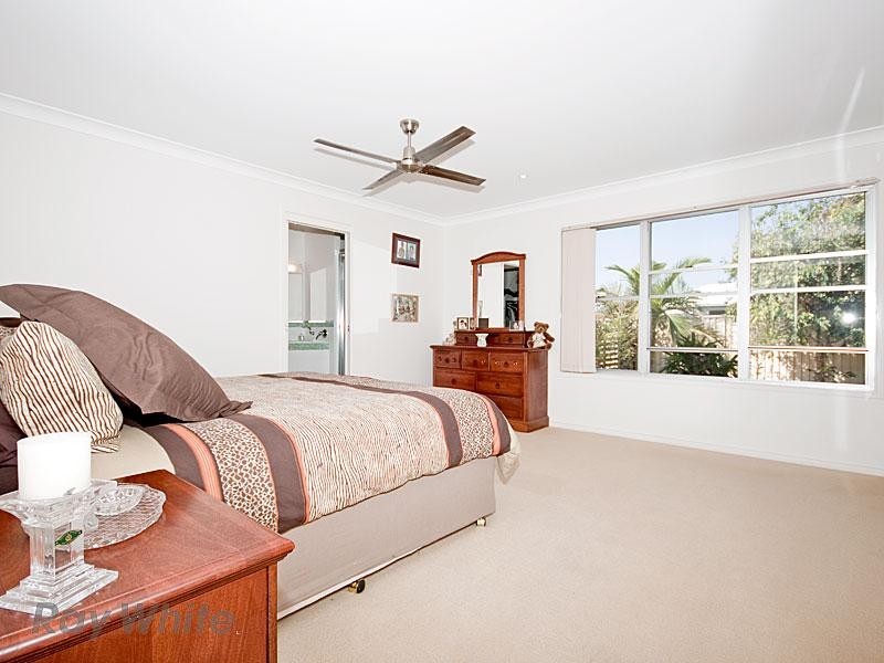 3 Lazzarini Place, Deception Bay QLD 4508