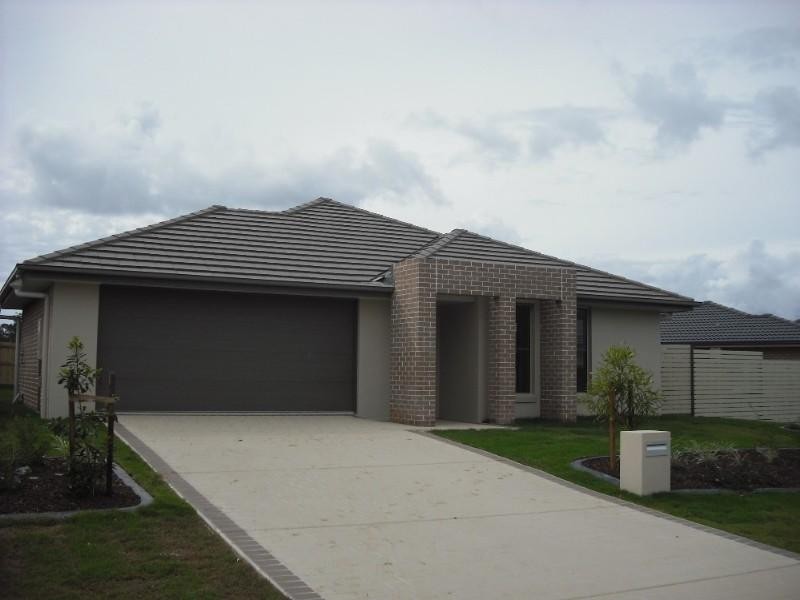 10 Rhiannon Drive, Bellmere QLD 4510