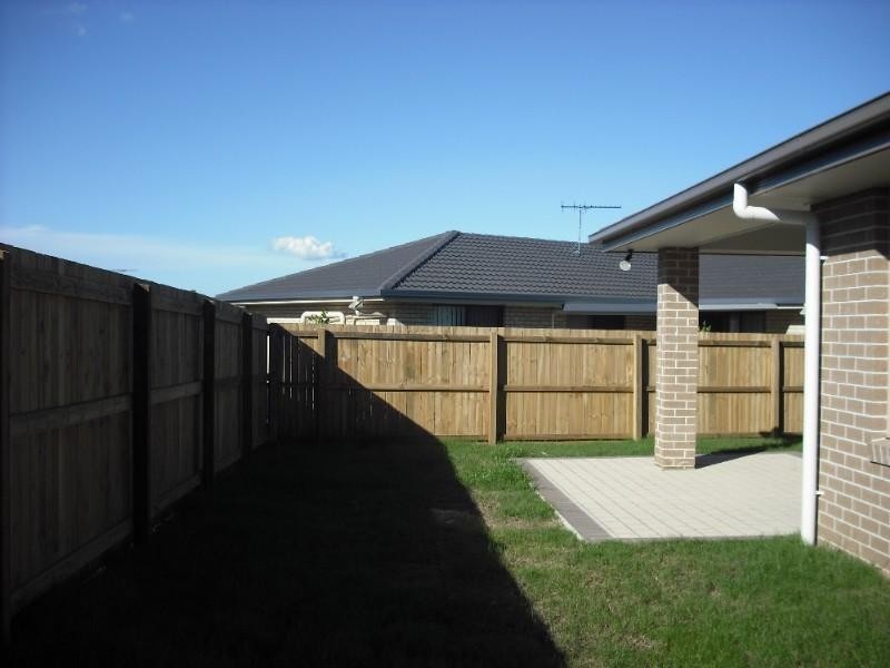 10 Rhiannon Drive, Bellmere QLD 4510