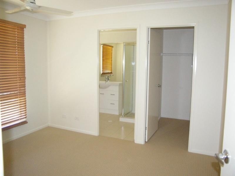 30 Government Street, Deception Bay QLD 4508