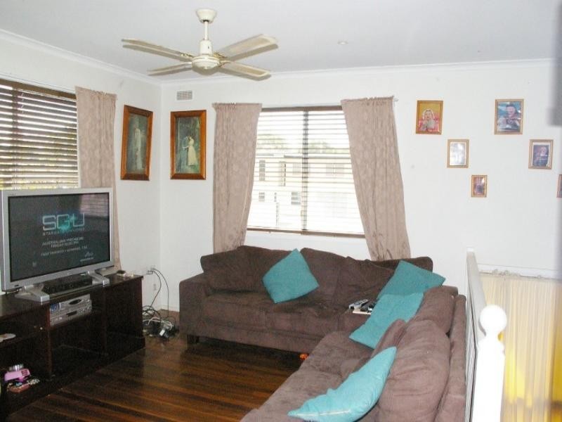 3 Moore Street, Deception Bay QLD 4508