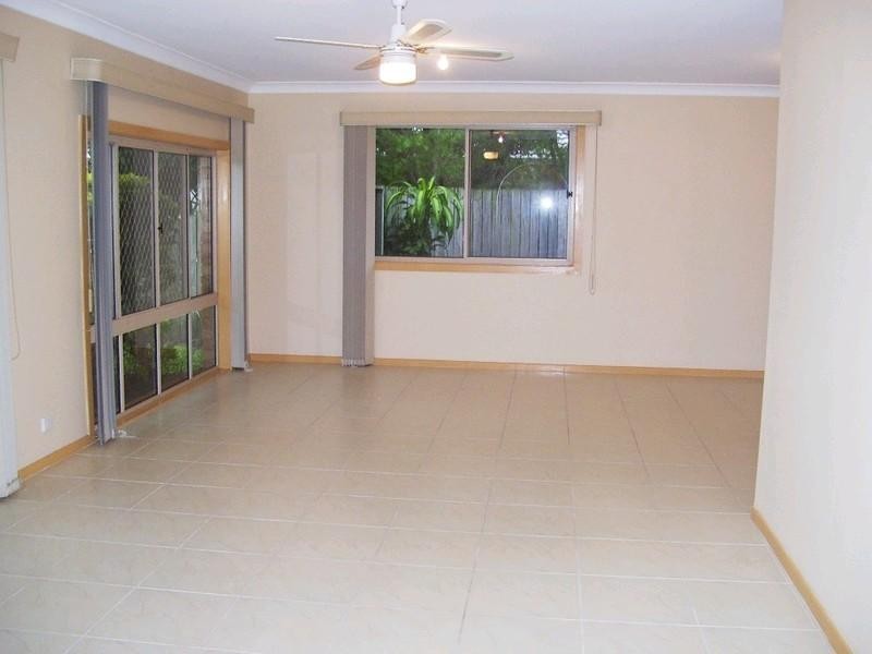 27 Cross Street, Deception Bay QLD 4508