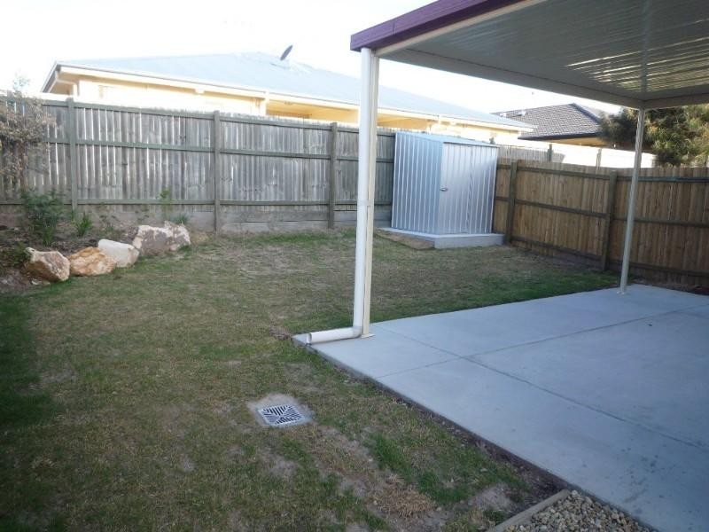 1/9 Lady Bowen Parade, Rothwell QLD 4022