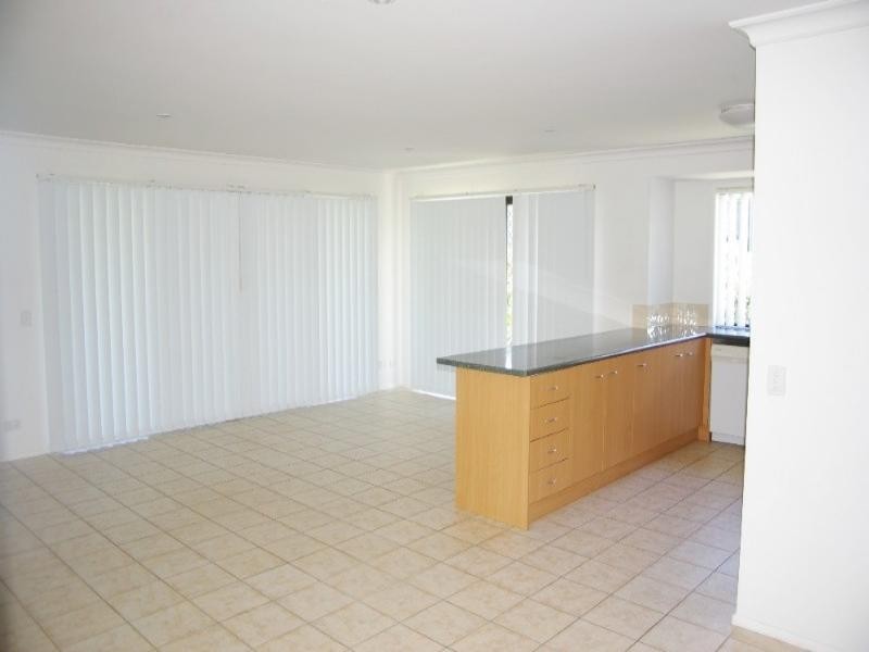 9 Magenta Court, Griffin QLD 4503