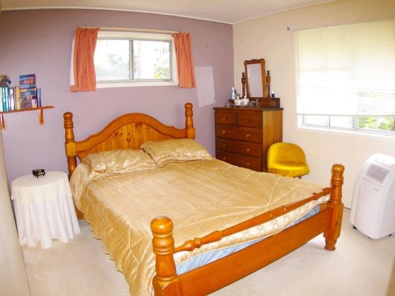 8 Simon Street, Deception Bay QLD 4508