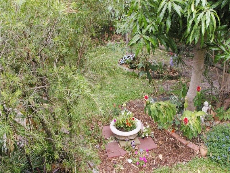 8 Simon Street, Deception Bay QLD 4508