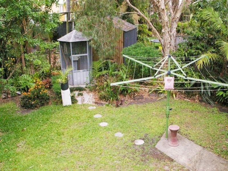 8 Simon Street, Deception Bay QLD 4508