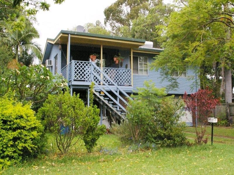 8 Simon Street, Deception Bay QLD 4508