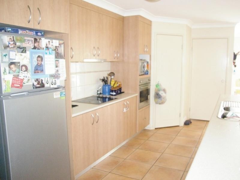 42 George Street, Deception Bay QLD 4508