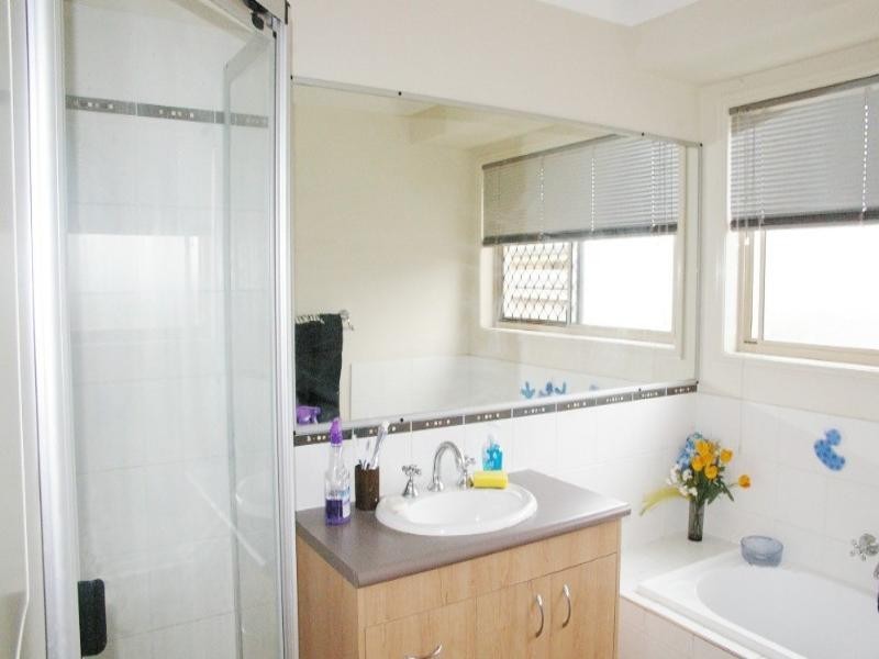 42 George Street, Deception Bay QLD 4508
