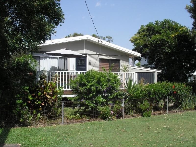 35 Captain Cook Parade, Deception Bay QLD 4508
