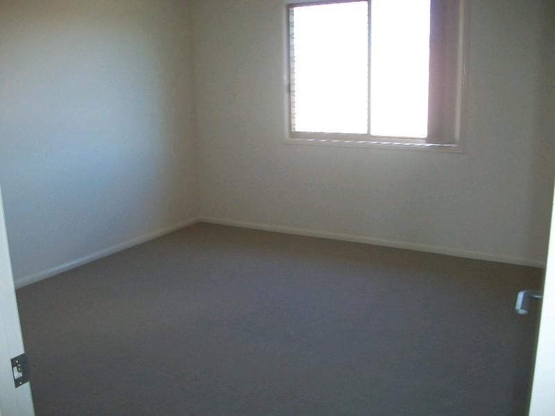 1/39 Amity Drive, Rothwell QLD 4022