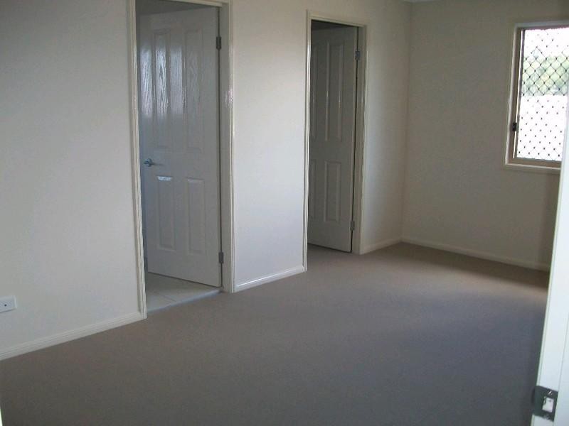 1/39 Amity Drive, Rothwell QLD 4022