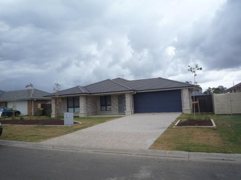 8 Peggy Drive, Bellmere QLD 4510