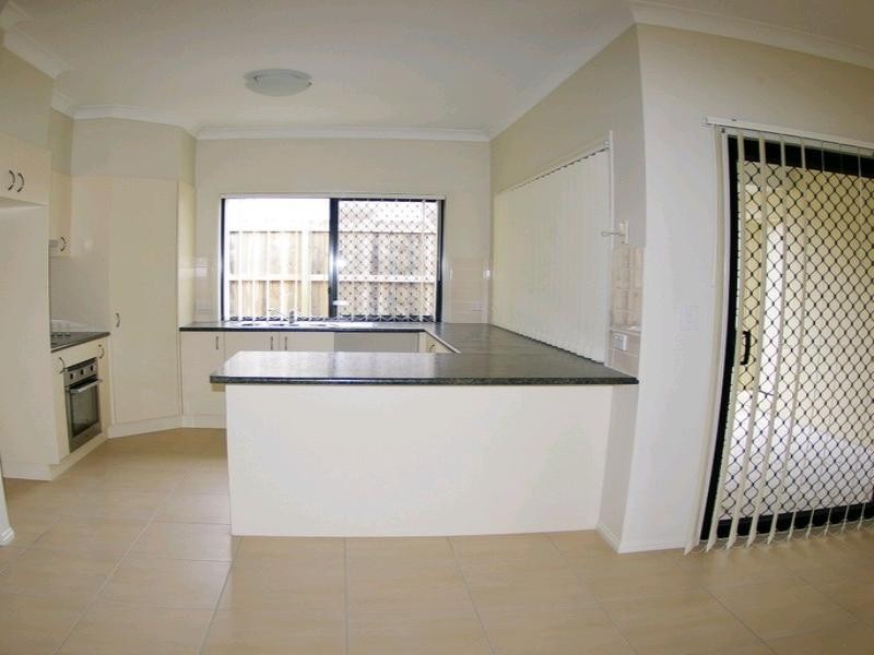 15a Eugenia Avenue, Rothwell QLD 4022