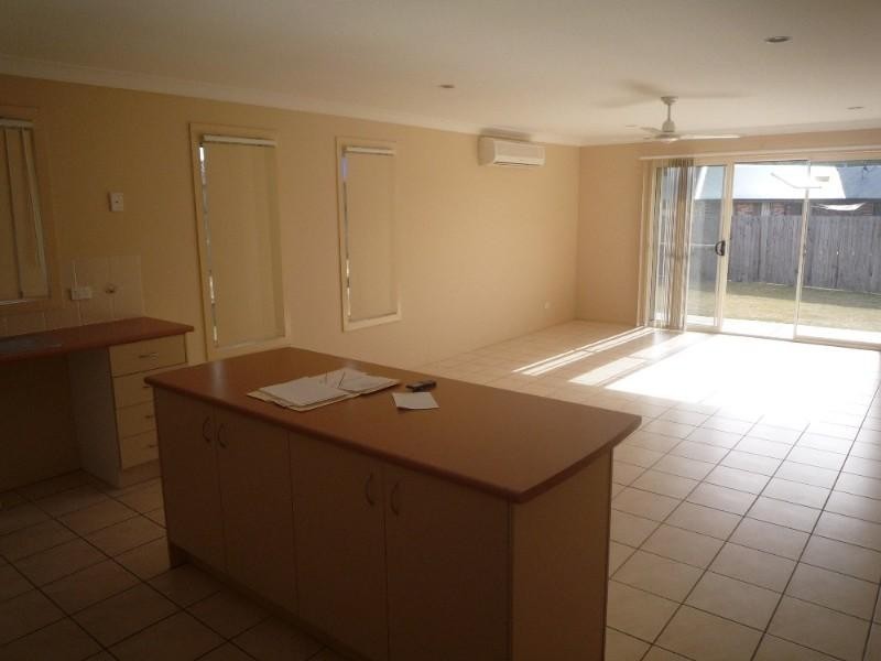 8 Radiata Court, Morayfield QLD 4506