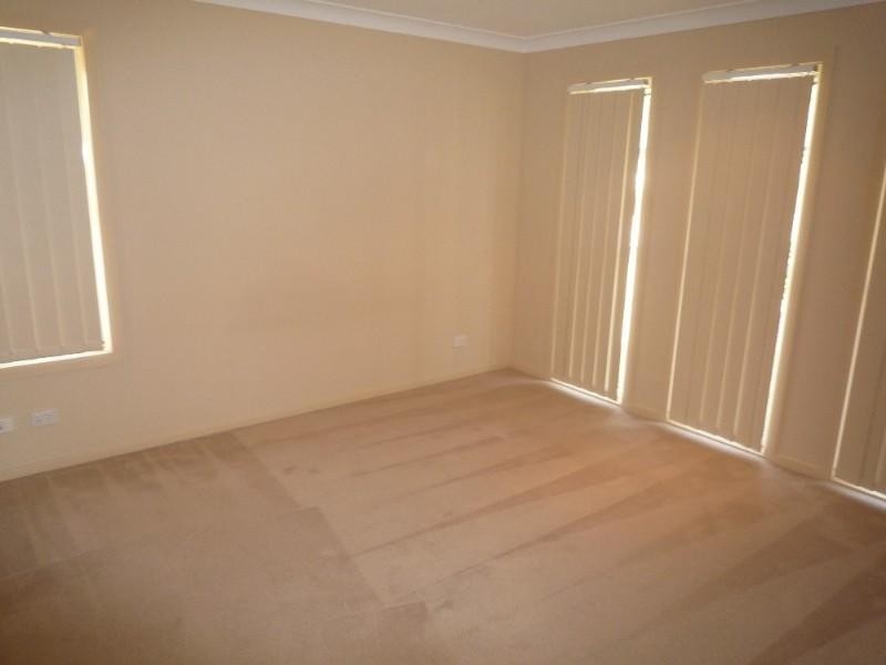 8 Radiata Court, Morayfield QLD 4506