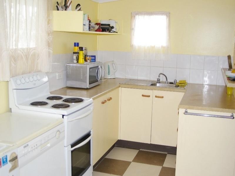 42 Park Road, Deception Bay QLD 4508