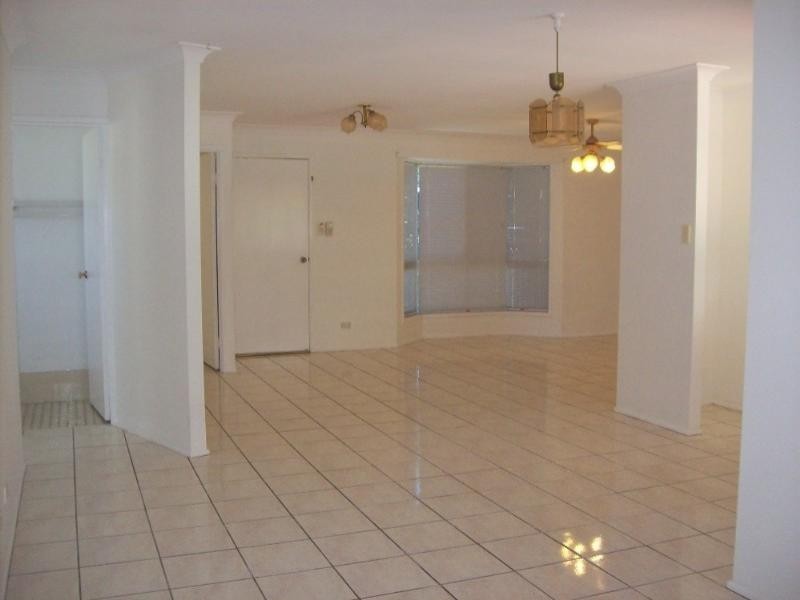 4 Gloria Court, Deception Bay QLD 4508