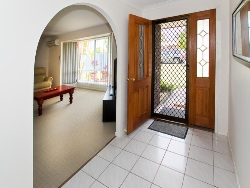 20 Linthaven Drive, Rothwell QLD 4022