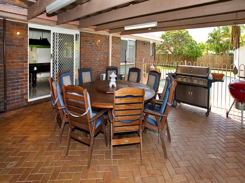 20 Linthaven Drive, Rothwell QLD 4022