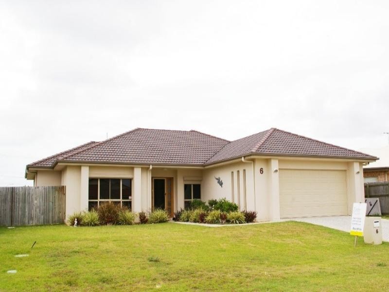 6 Cadell Crescent, Rothwell QLD 4022