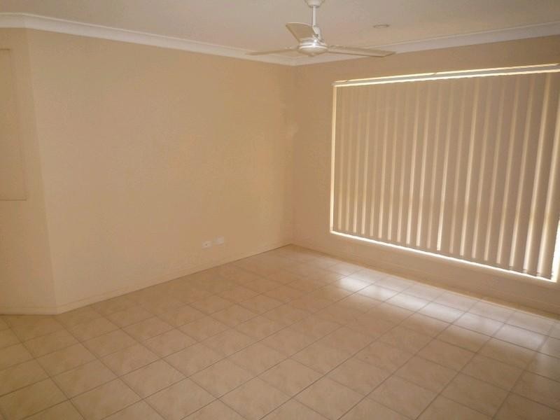 8 Radiata Court, Morayfield QLD 4506