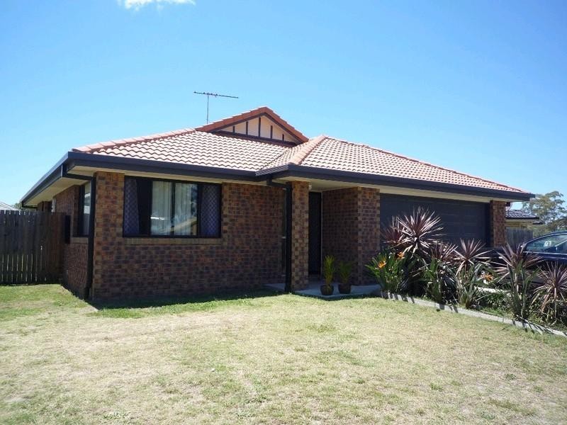 17 Cambridge Street, Rothwell QLD 4022