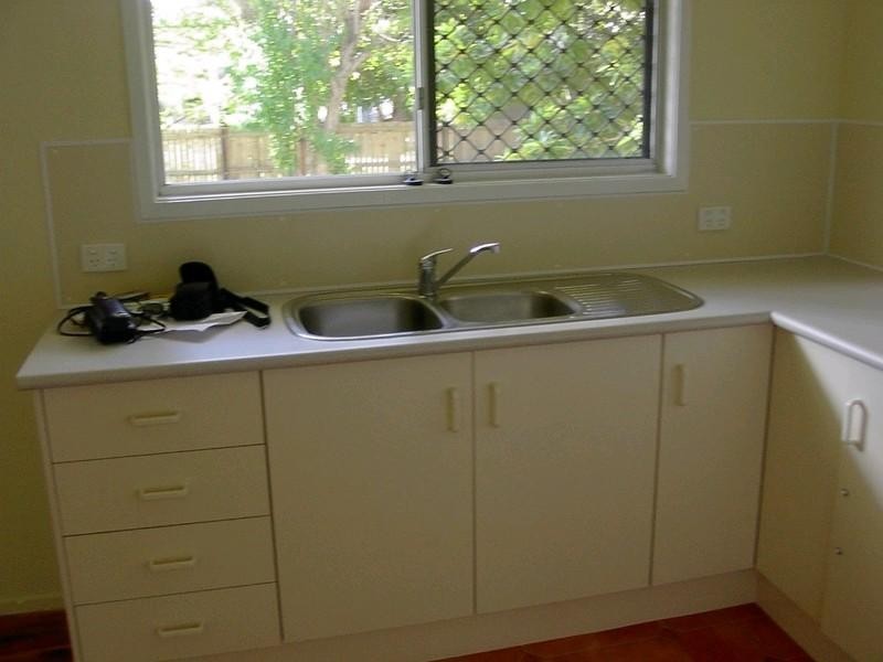 31 Thompson Street, Deception Bay QLD 4508