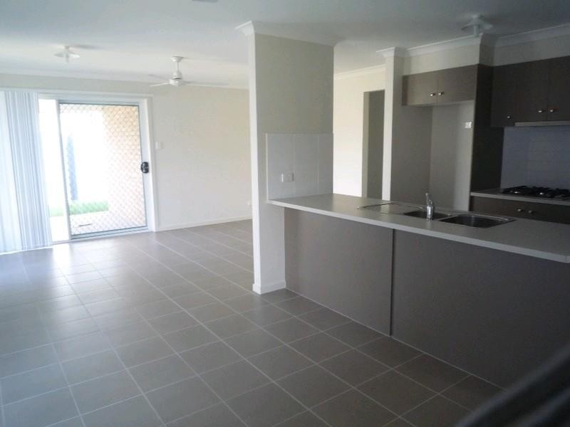 25 Peggy Street, Bellmere QLD 4510