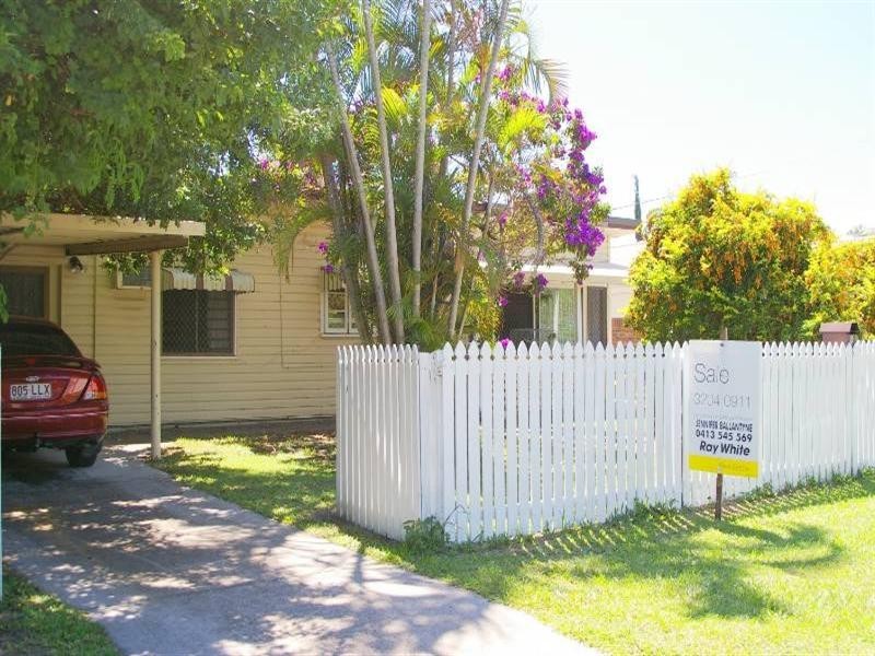 8 Airlie Avenue, Deception Bay QLD 4508