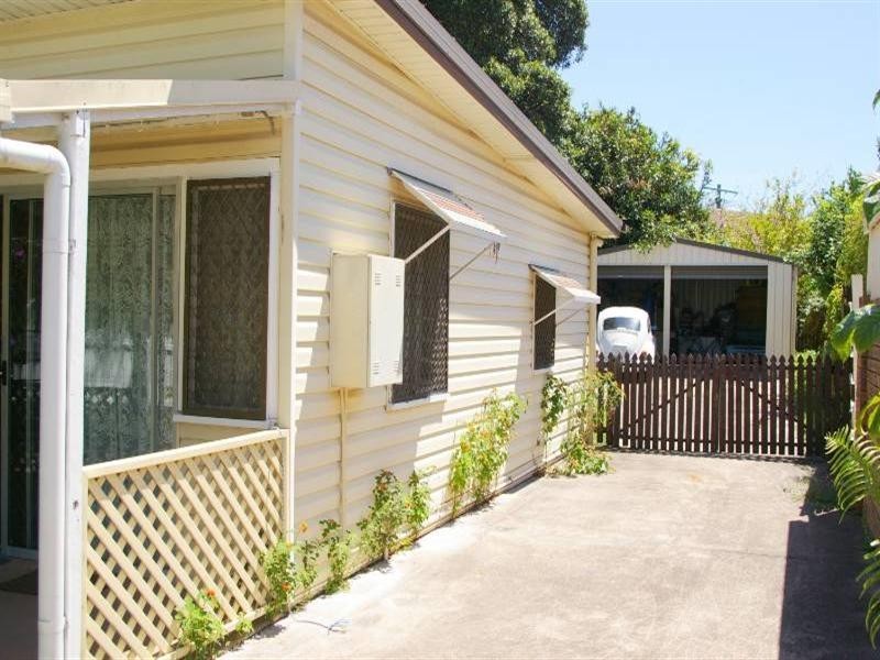 8 Airlie Avenue, Deception Bay QLD 4508