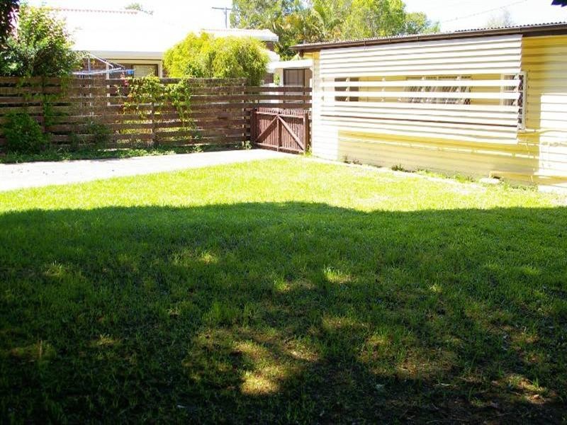 8 Airlie Avenue, Deception Bay QLD 4508