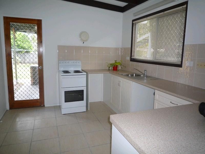 18 Porpoise Parade, Deception Bay QLD 4508