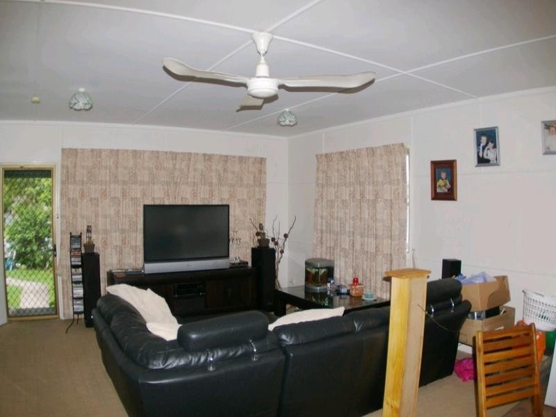 21 Seaview Parade, Deception Bay QLD 4508