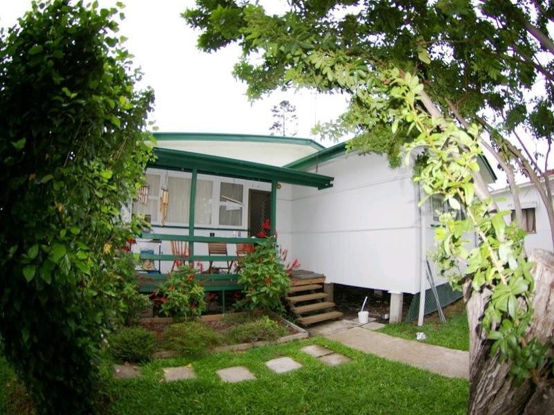 21 Seaview Parade, Deception Bay QLD 4508