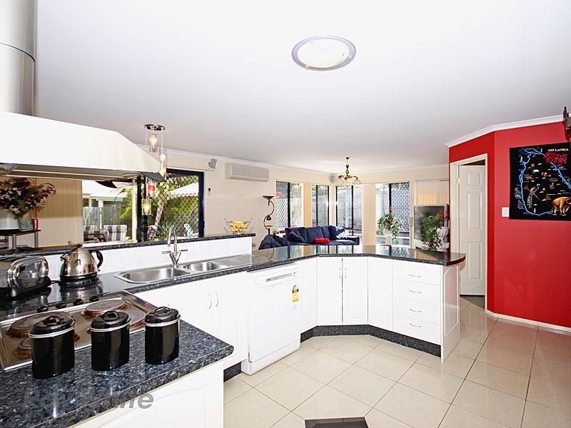 2 Beilby Place, Deception Bay QLD 4508