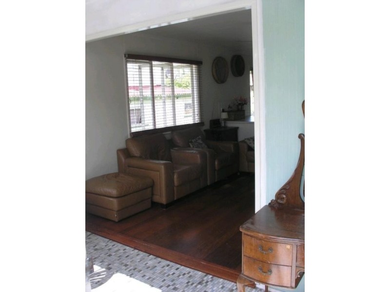 35 Captain Cook Parade, Deception Bay QLD 4508