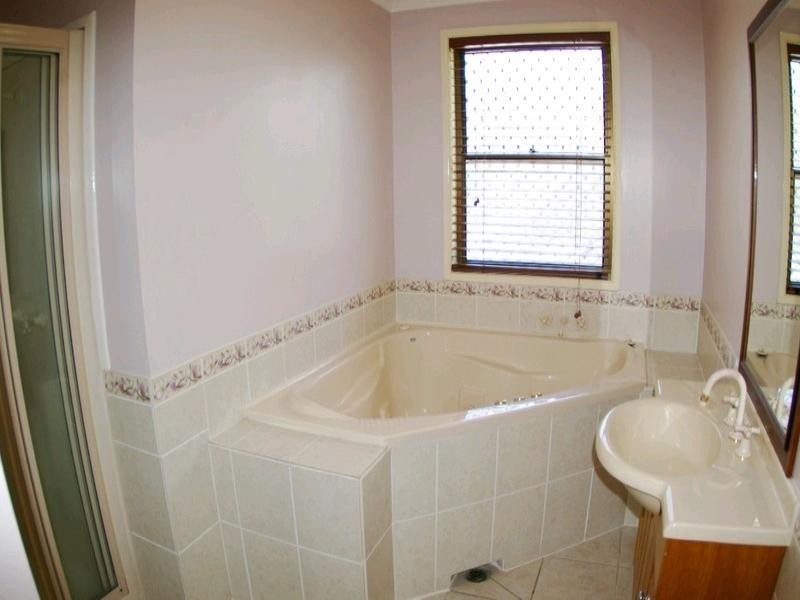 16 Holloway Court, Deception Bay QLD 4508