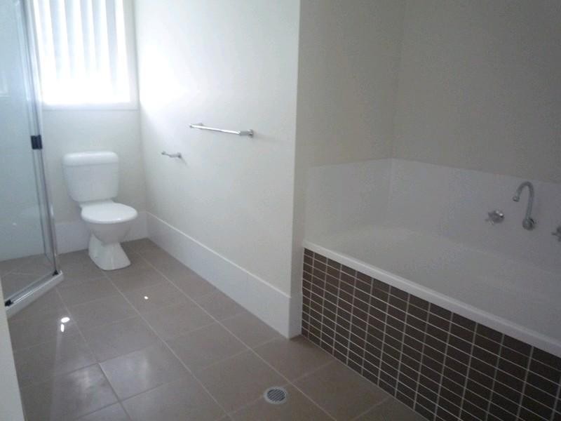 1 Glennis Close, Bellmere QLD 4510