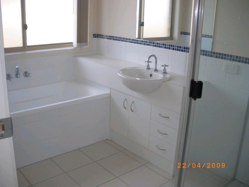 6 Wollemi Close, Morayfield QLD 4506