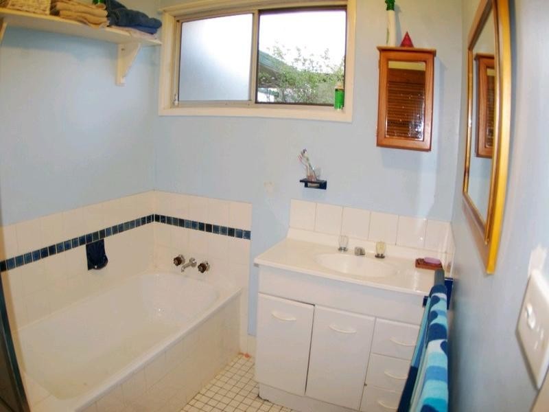 11 Fern Street, Deception Bay QLD 4508