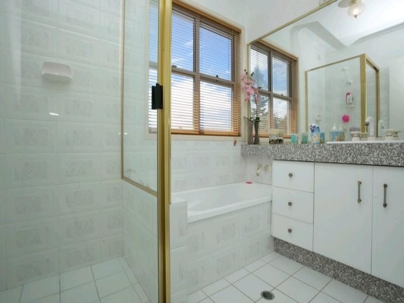 2/186 Prince Edward Parade, Scarborough QLD 4020