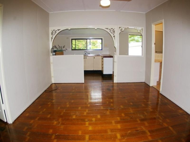 12 Lawnhill Avenue, Deception Bay QLD 4508